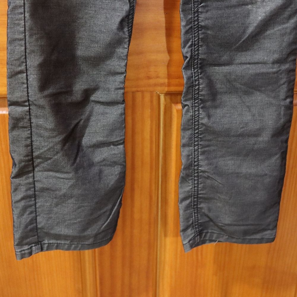 Joe Jean's Gray Burnout Distressed Ever Blue Straight Leg Jean's 12 - Picture 8 of 16